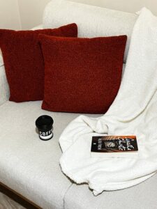 Simple Ways to Create a Cosy Reading Nook in Your Home